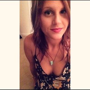 Meet your Posher, Jena